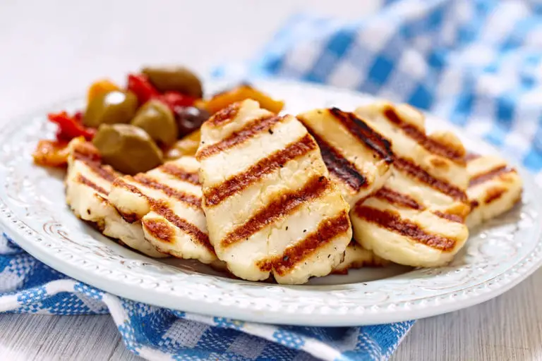 Can Dogs Eat Halloumi? (+Answers to Related Questions)